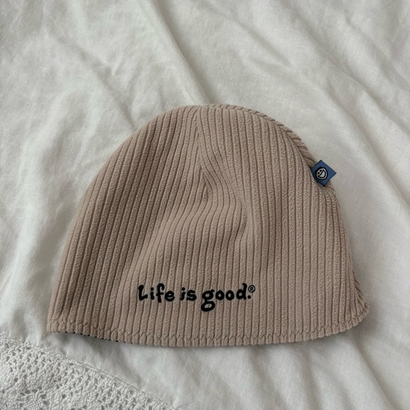 LIFE IS GOOD Adult Unisex Reversible Cap Black Beige Beanie Hat - Picture 1 of 4